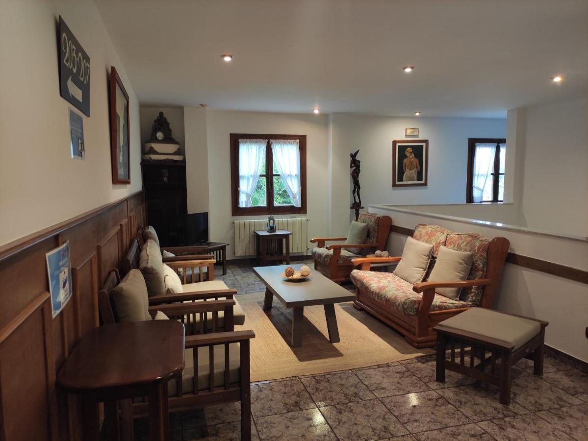 Hotel Solatorre Comillas Luaran gambar