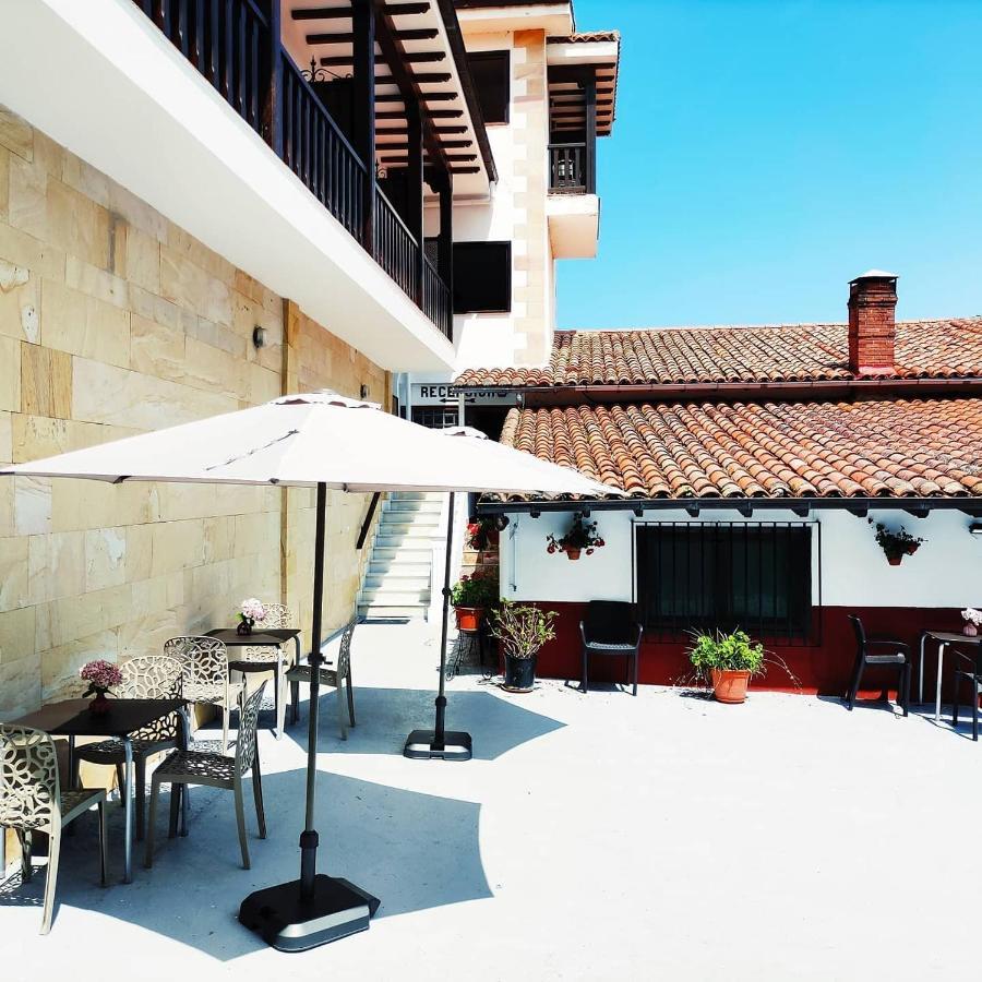 Hotel Solatorre Comillas Luaran gambar