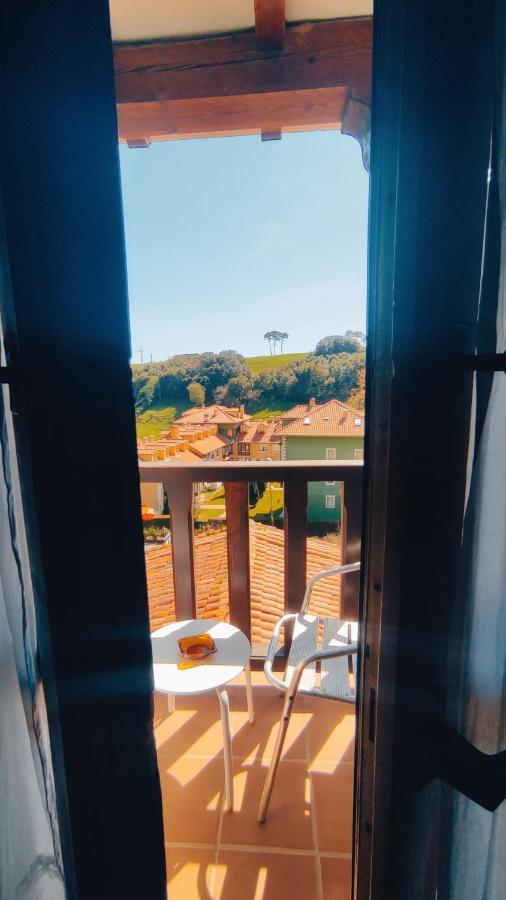 Hotel Solatorre Comillas Luaran gambar