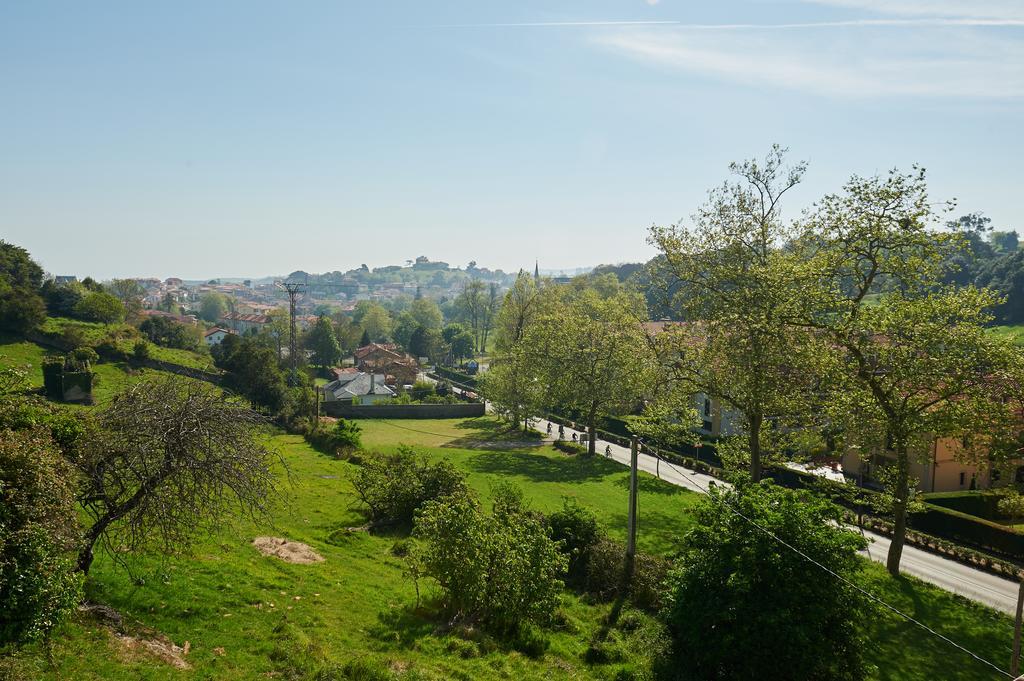 Hotel Solatorre Comillas Luaran gambar