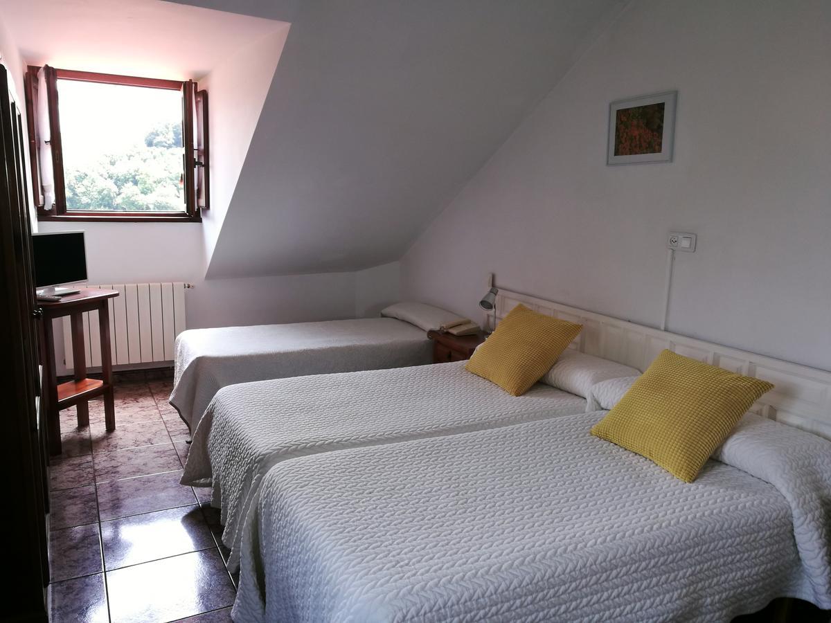 Hotel Solatorre Comillas Luaran gambar